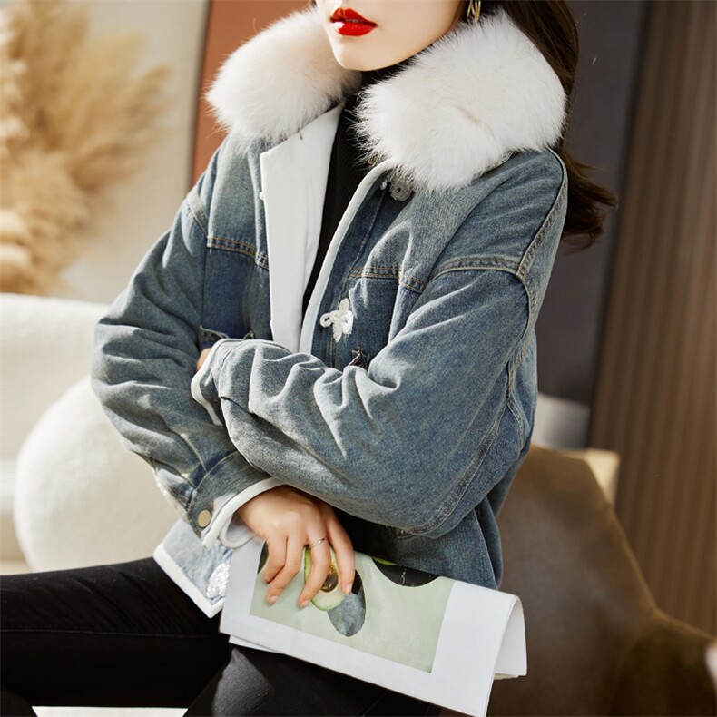 加厚保暖牛仔派克服休闲个性时尚宽松2022冬新款显瘦外气质通勤，女装派克服，多彩