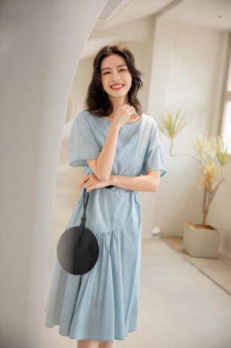 分享以白色收尾??现货现货，女装，千浪依族