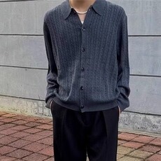 深灰色