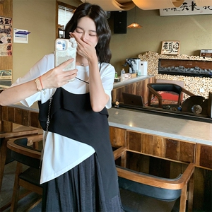 设计感小众套装裙女2025夏新款慵懒风不规则吊带T恤半身裙三件套图片