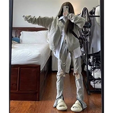 蓝色