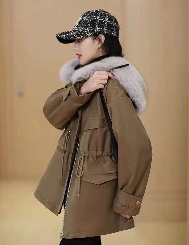 狐狸毛派克服，其它，贻思茗