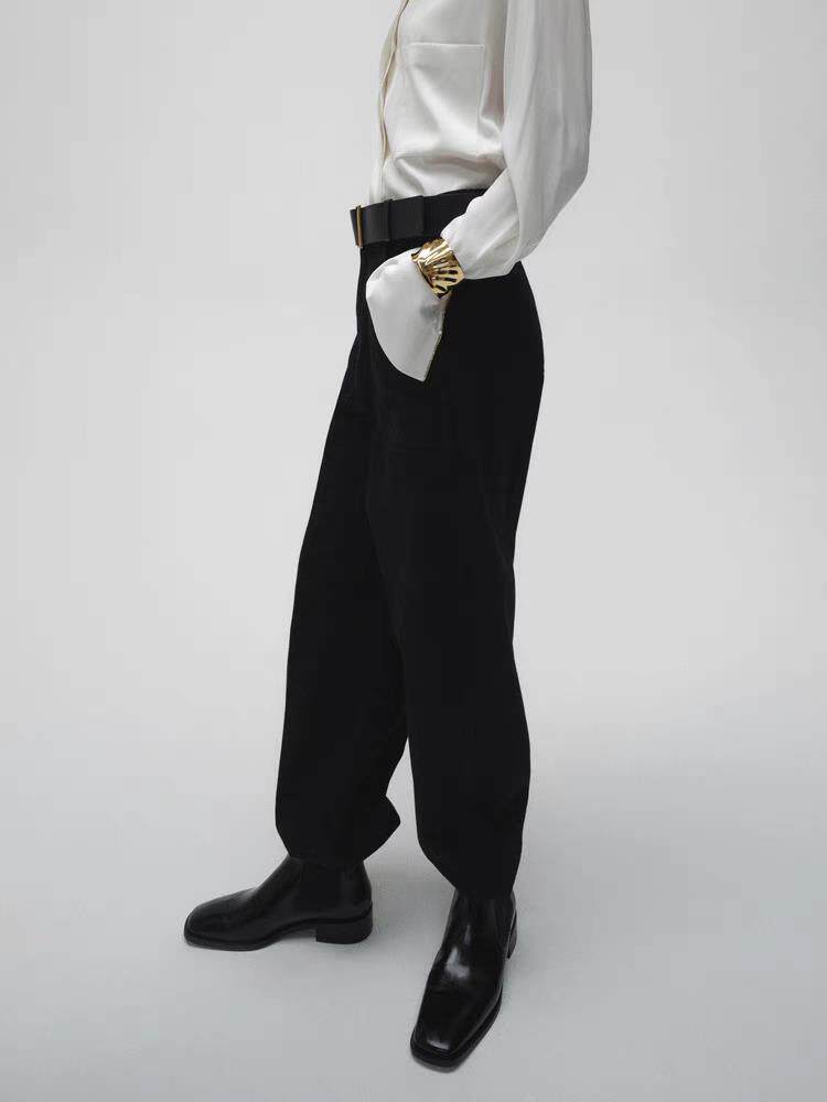 2025年秋季微弹休闲新款复古黑色香蕉弯刀牛仔裤时尚百搭，女装牛仔裤，泰合衣坊