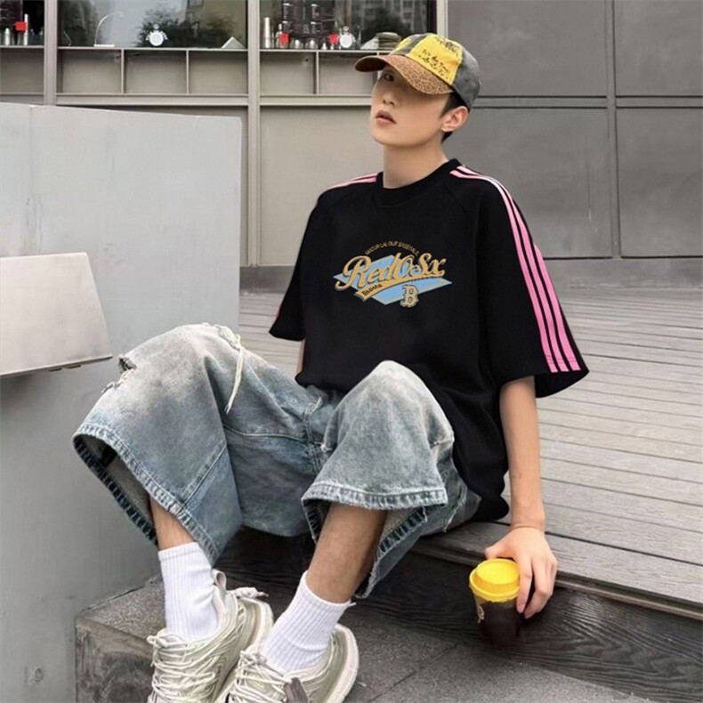 抖音得物品质二开240克宽松纯棉美式潮牌印花三条杠中性风短袖T恤图片