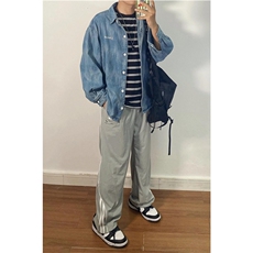 灰色