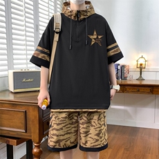 黑色