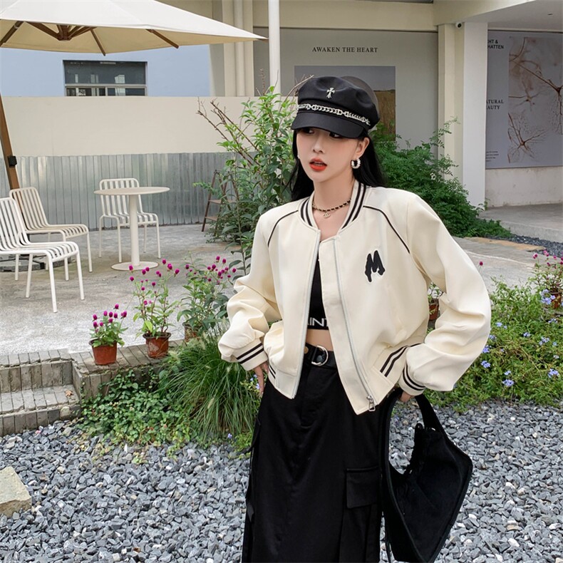 2024新款韩版棒球服夹克短外套女春秋季百搭小个子休闲白色上衣潮,女装短外套,MQ