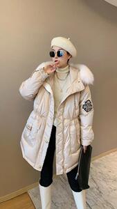 【现货】大毛领时尚显瘦羽绒服图片