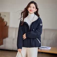 现货!2025年冬季时尚宽松连帽刺绣加绒加厚女外套，女装棉衣/棉服，依恋蒂丝