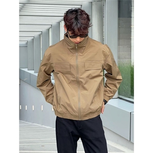 灰色立领工装夹克男秋季穿搭短款立领棒球服高级感痞帅运动服外套,胖妹妹穿网纱裙搭配图片