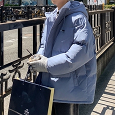 蓝色