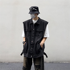 黑色
