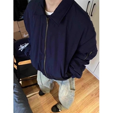 藏青色