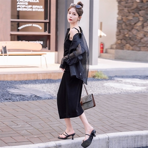 欧货高级感连衣裙套装女2025年夏季新款防晒开衫外套吊带裙两件套图片