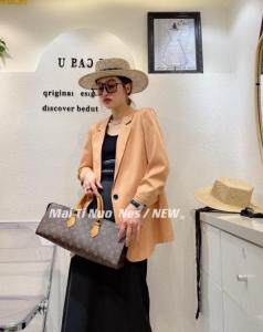 女人味薄料西装，好卖，女装西装，麦缇诺