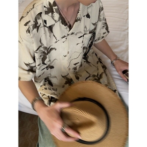 日系复古港风古巴领碎花短袖衬衫男女宽松休闲夏季薄款垂感衬衣潮图片