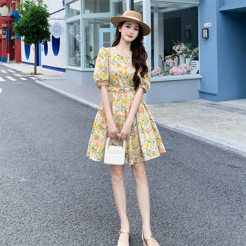 《新品现货》时尚收腰小个子碎花连衣裙,女装连衣裙,MQ
