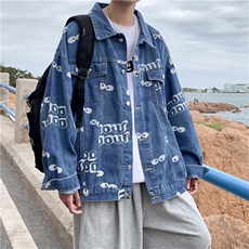 深蓝色