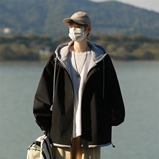 黑色