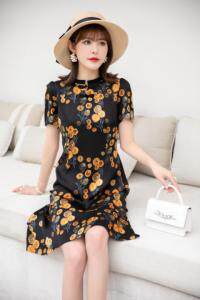 现货供应：天丝面料旗袍连衣裙M一XXL，女装婚纱/旗袍/礼服，拉思维加丝