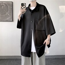 黑色
