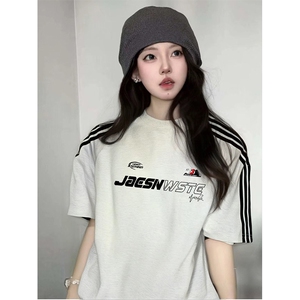 抖音得物品质二开240克宽松纯棉美式潮牌印花三条杠中性风短袖T恤图片