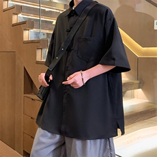 黑色
