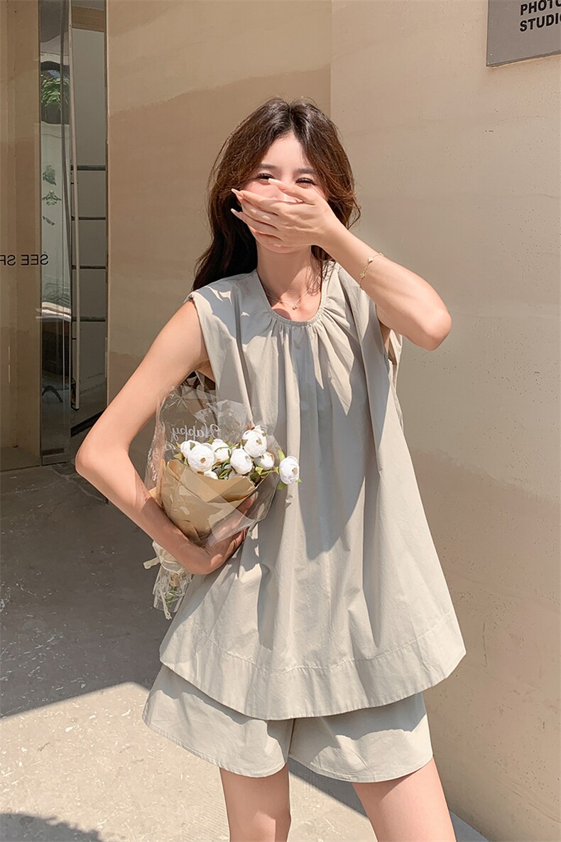 法式俏皮减龄背心上衣套装女2025夏季新款宽松显瘦阔腿短裤两件套,女装套装/套裙,纯色衣恋