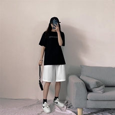 白色