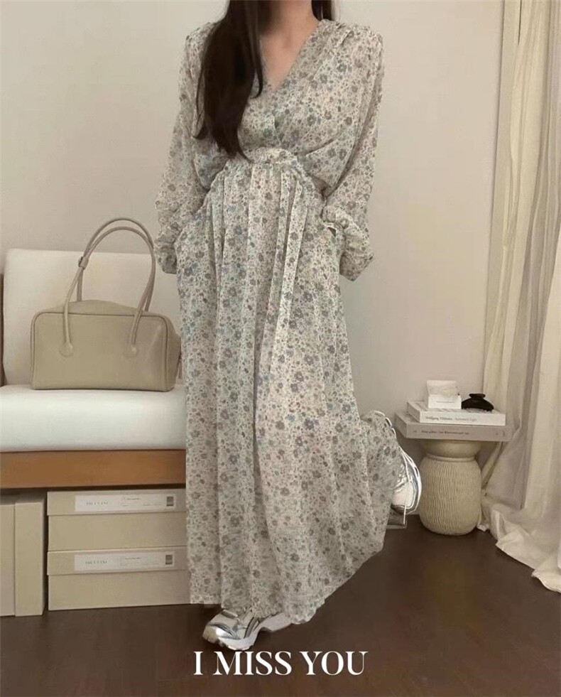韩版碎花连衣裙宽松大版，女装连衣裙，泰靡(2F)