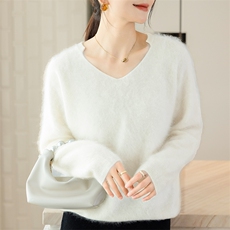 2024秋冬新款羊绒一线成衣纯色V领羊绒衫,女装羊绒衫,咔绒特,清河羊绒市场 2024秋冬新款羊绒一线成衣纯色V领羊绒衫,女装羊绒衫,咔绒特,清河羊绒市场