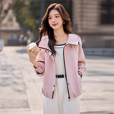 2026春季新款连帽轻户外运动休闲时尚洋气外套，女装短外套，米莱