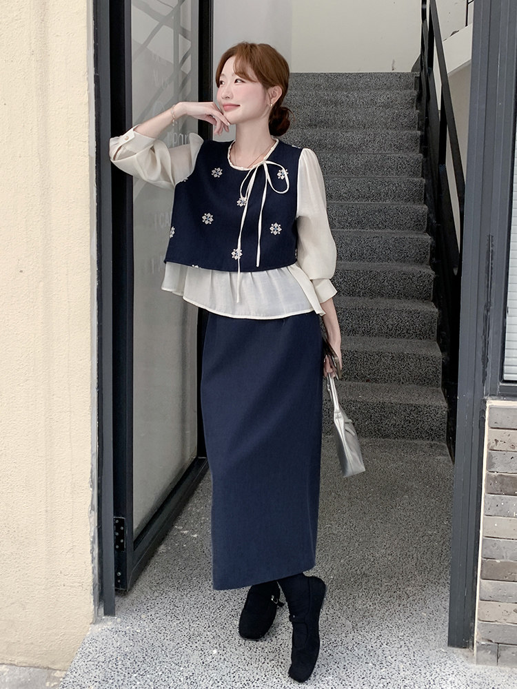 温柔系穿搭假两件小衫套装女秋季2025新款高级感显瘦半身裙两件套,女装套装/套裙,浙宝192（原082）