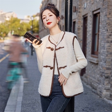 2024冬季新款环保皮毛拼接双排扣马甲毛绒一体外套，女装羊羔毛/颗粒绒，瑶迪