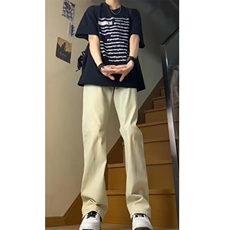 黄泥色