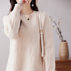 秋冬新款女士中长款毛衣纯色羊毛上衣宽松圆领针织打底小衫，女装羊毛衫，哲奥羊绒