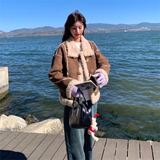 2025冬季新款现货！韩系风格修身皮毛一体短外套，女装棉衣/棉服，自然秀