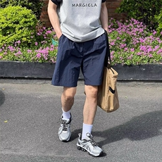 藏青色