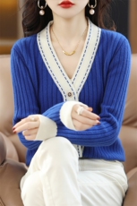 25春季新款羊毛V领开衫女针织打底衫外搭毛衣拼色外套，女装羊毛衫，斯尔特羊绒
