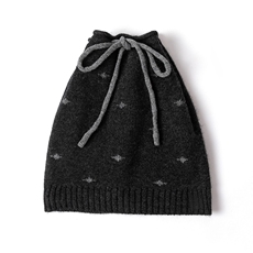 灰色