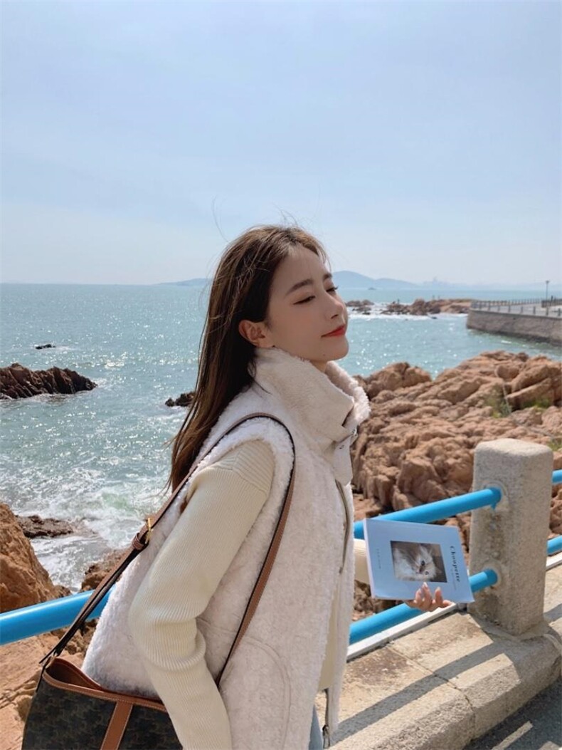 有领皮毛一体马甲，女装马甲，唯品