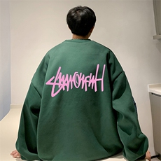 墨绿色