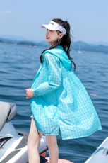 2022年夏季薄款中长款气质纯色宽松型防晒服外套，女装短外套，依倍林