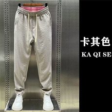 卡其色