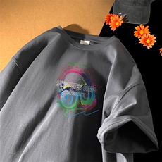 深灰色