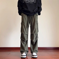 军绿色