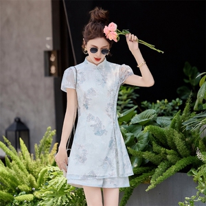 新中式套装女夏季2025新款洋气国风年轻款改良旗袍刺绣短裤两件套图片