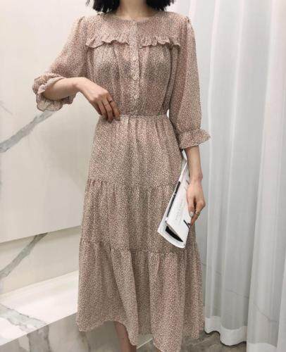 新款连衣裙，女装连衣裙，亮金金