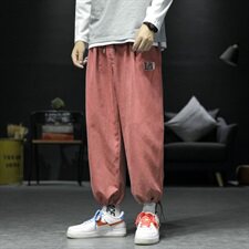 红色