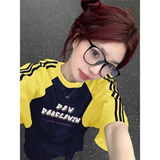 黄袖拼藏青